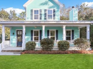 215 Goodman Dr, Midway, GA 31320