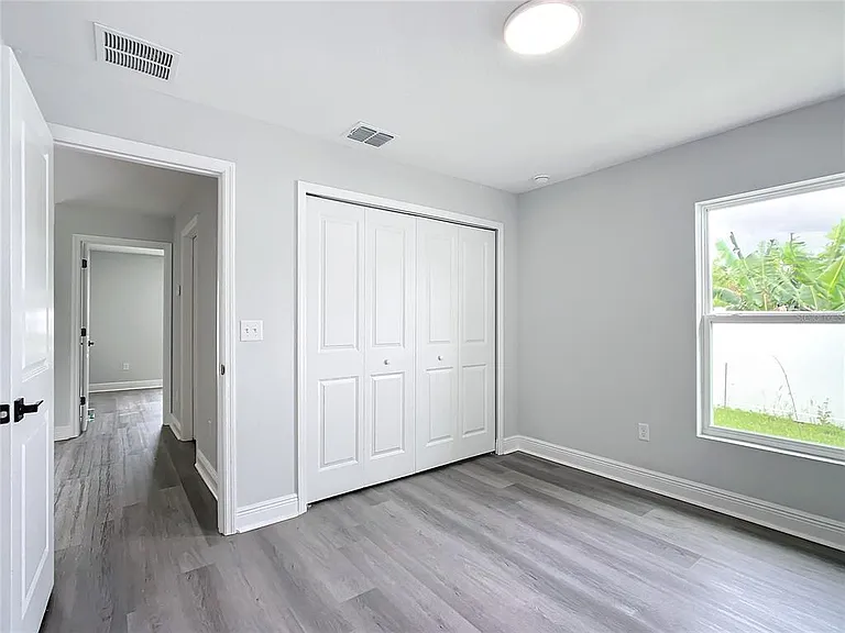 13609 SE 53rd Ave — Photo 18