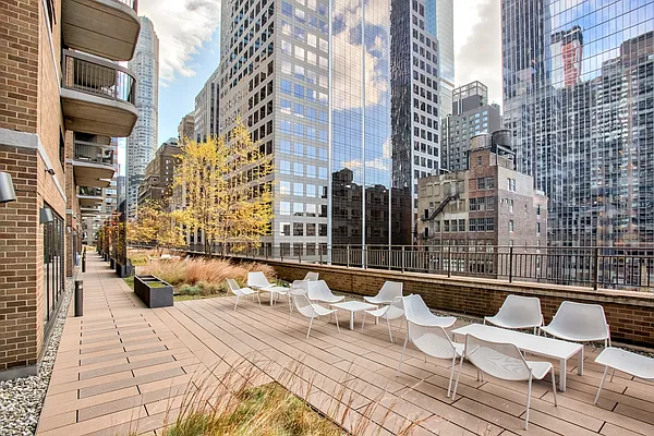 Rented by Jack Resnick & Sons | media 19