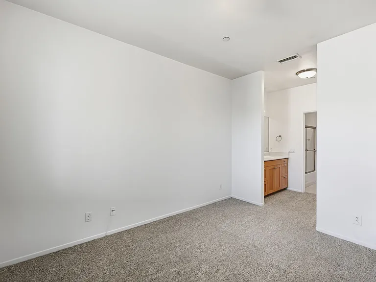 1415 N Vulcan Ave #12 — Photo 10