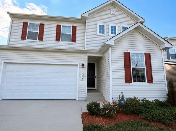 102 Curtain Fall Dr, Middletown, VA 22645