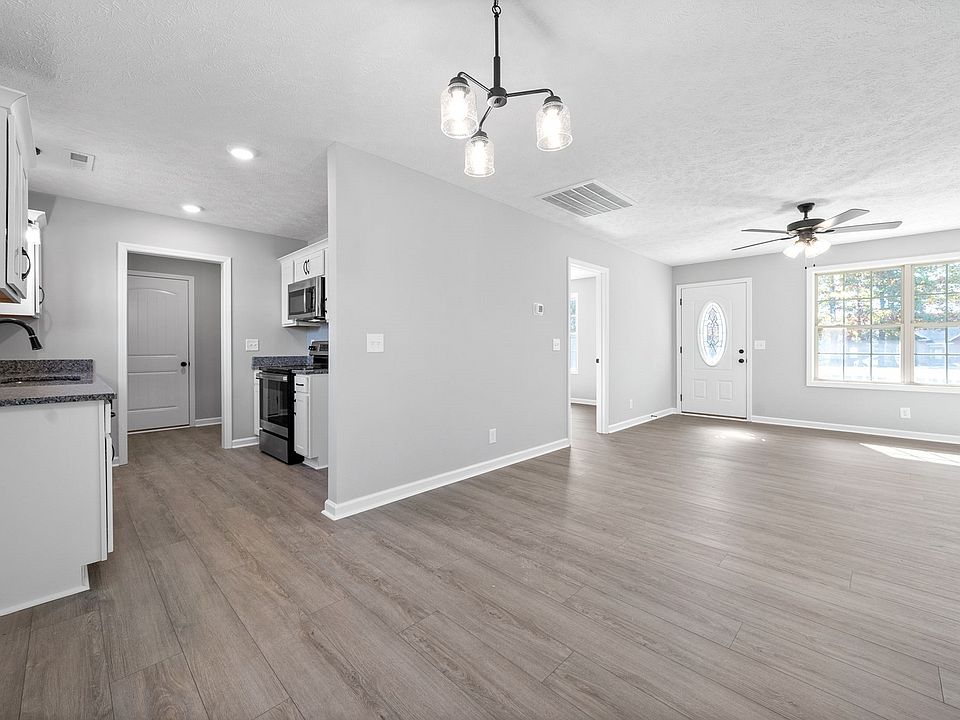 1st image of 829 Southside Rd