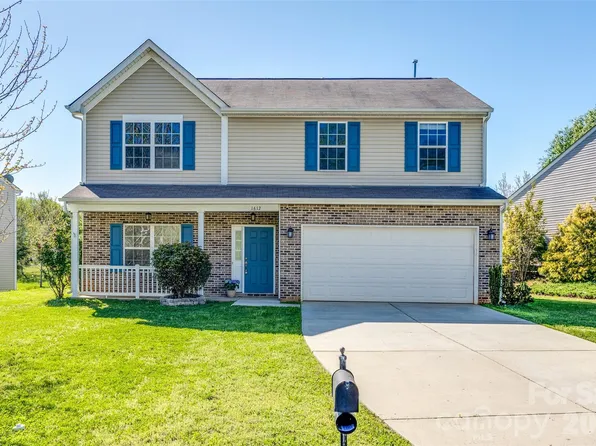 1612 Beleek Ridge Ln, Clover, SC 29710