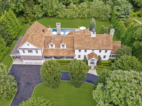 116 Birch Ln, Greenwich, CT 06830