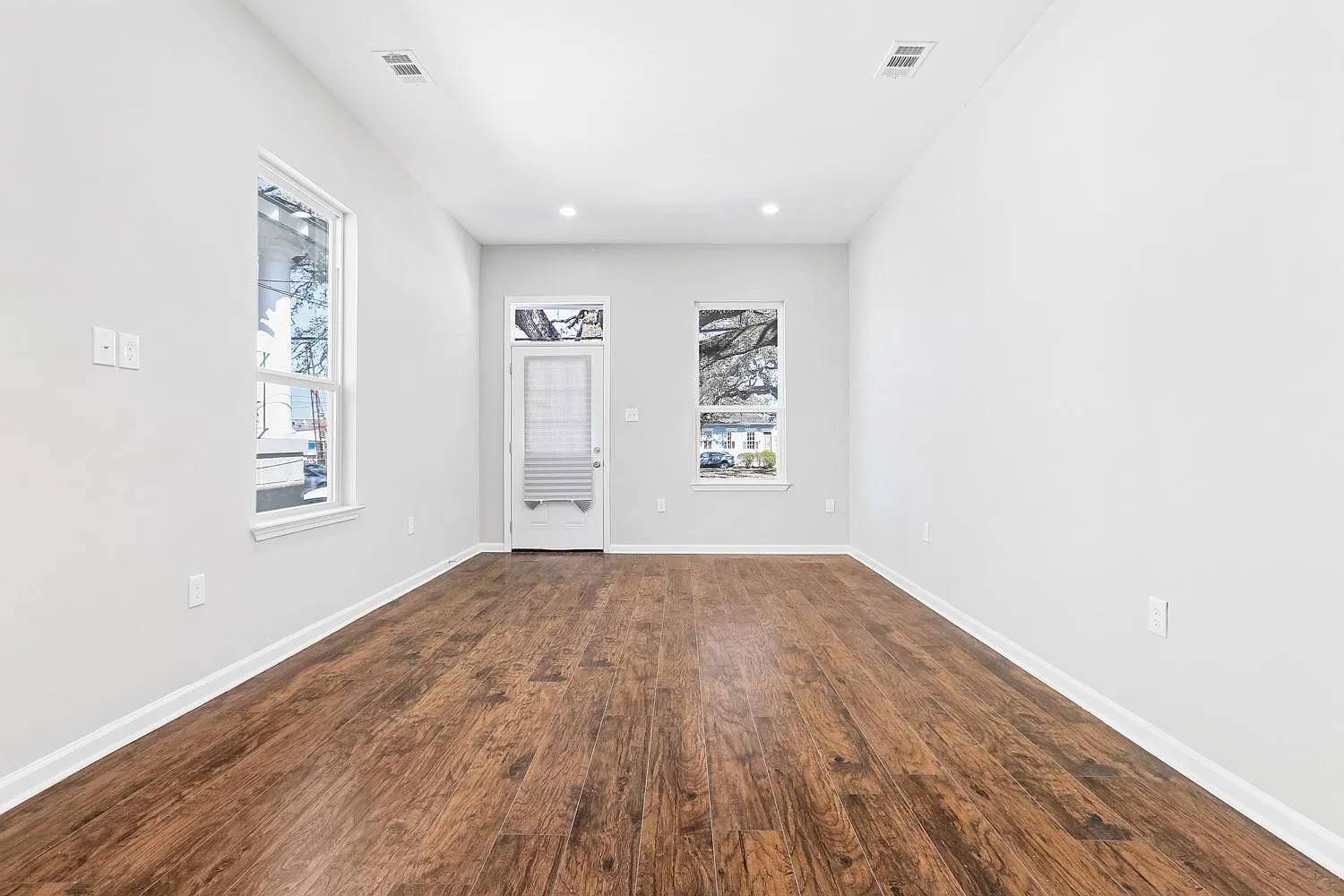 1432 Elysian Fields Ave — Photo 2