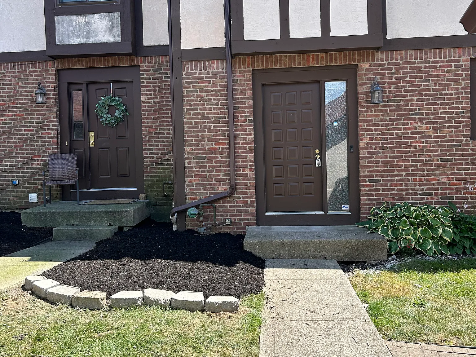 3719 Ellerdale Dr — Photo 2