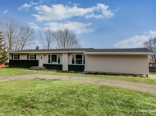 658 Northway Dr NW, Grand Rapids, MI 49534