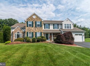 33 Mystic View Ln, Doylestown, PA 18901