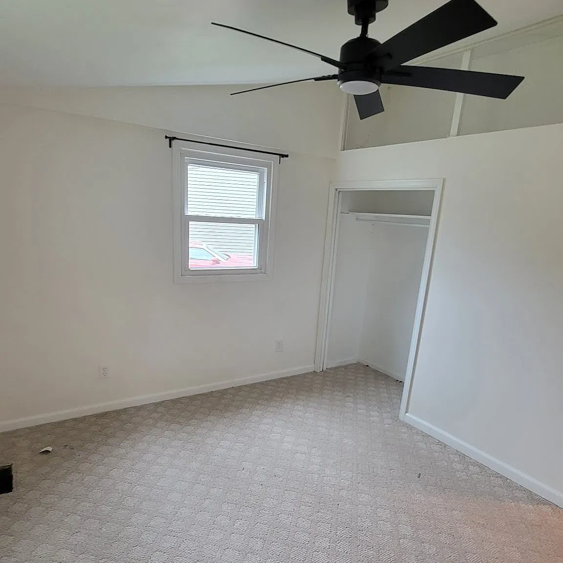 Charming 3-Bed, 1-Bath Single Family Home for Rent in Tuscola, IL - $1300/mo — Photo 3