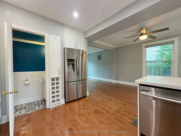 71 English St — Photo 16