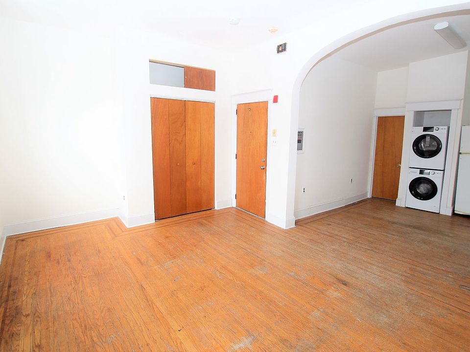1st image of 2813 W Girard Ave #2F