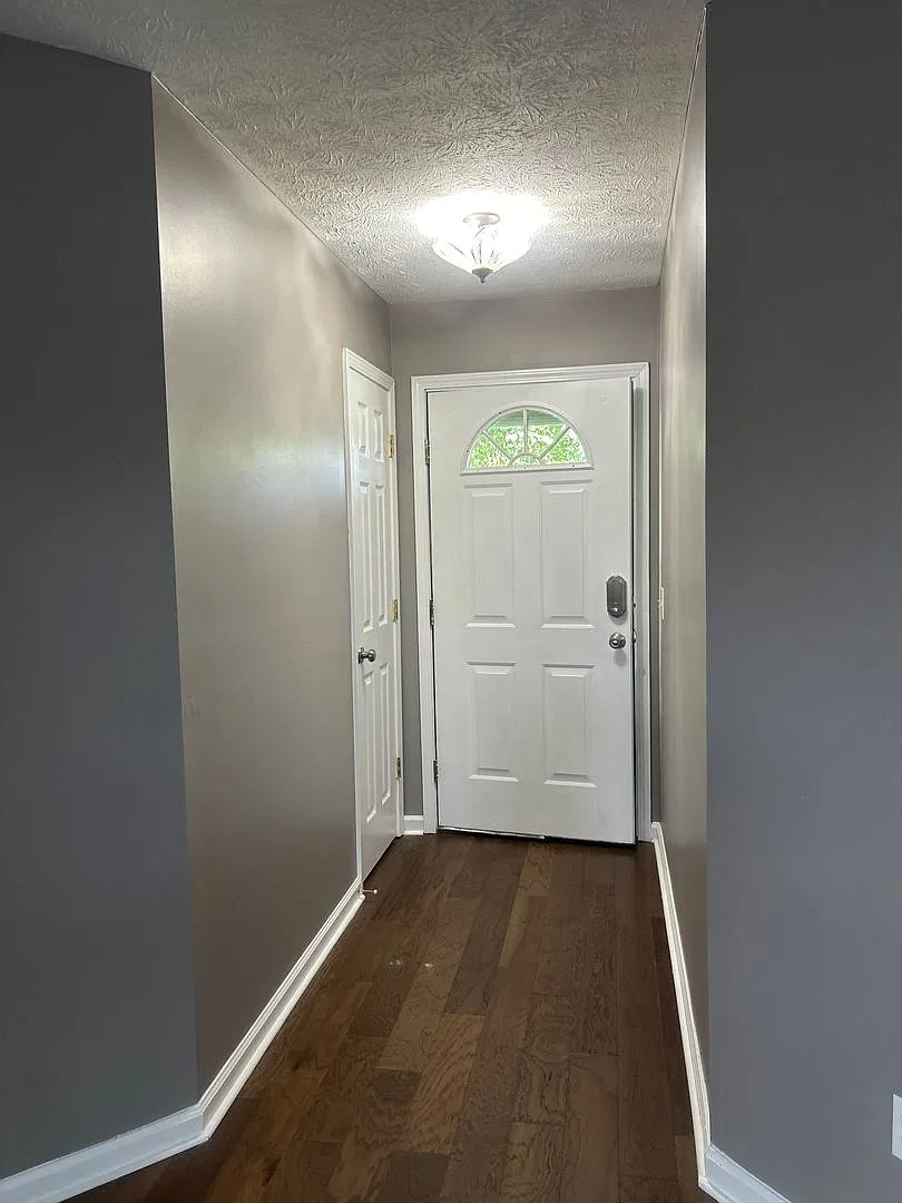 3 bd 2 ba home Portland TN Privacy fence — Photo 2
