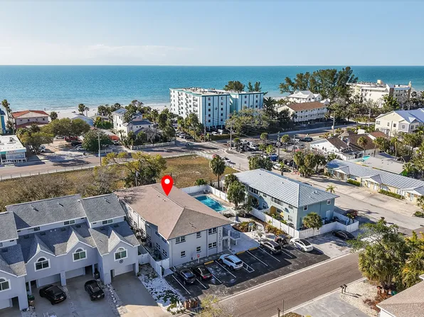 2308 1st St APT 2, Indian Rocks Beach, FL 33785