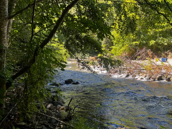 Caves Hwy, Cave Junction, OR 97523
