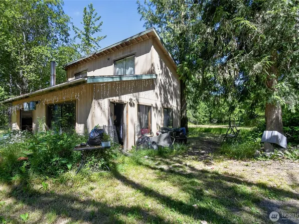548 Lemmon Road, Port Angeles, WA 98362