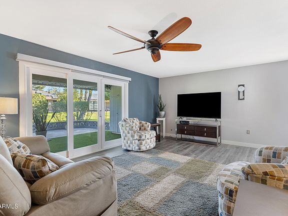 3rd image of 10114 W CANDLEWOOD Drive