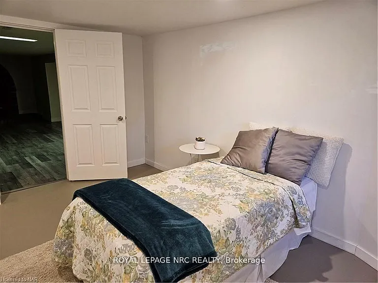 5 Kilbourne Cres — Photo 10