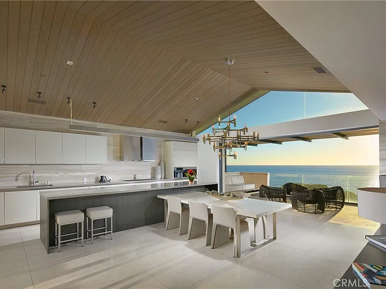 58 N La Senda Dr — Photo 12