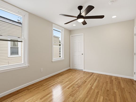 4th image of 43 Wolf Pl Floor 2