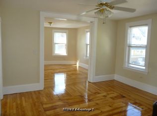 121 Pilgrim Ave, Worcester, MA 01604