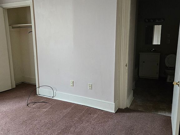 3rd image of 27 Pine St #B
