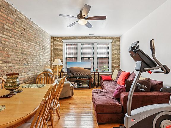 5th image of 3128 W Carmen Ave APT 1