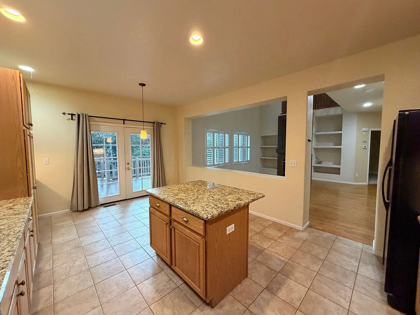 Luxury, Location & Lifestyle! — Photo 4