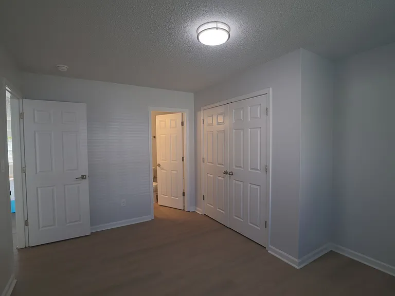 College Town Place — Photo 20
