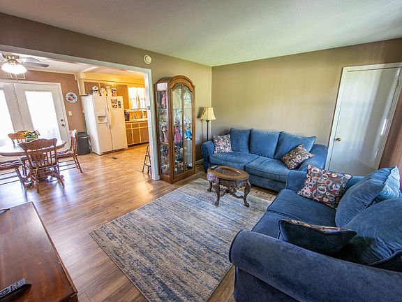 5th image of 2182 Blakemore Dr
