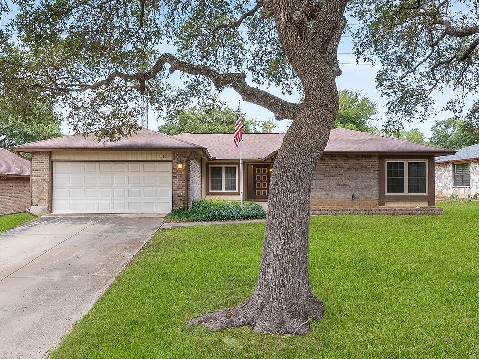 1st image of 8215 SHALLOW CREEK DR