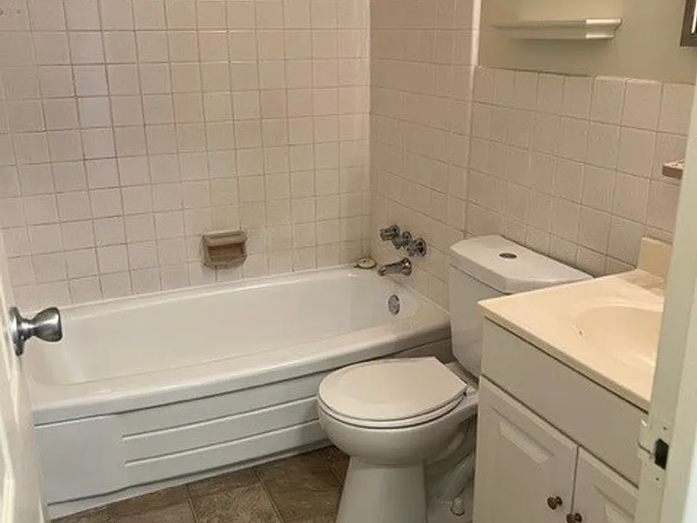2132 Pennsylvania Ave — Photo 53