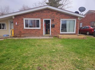 20709 Lockwood St, Taylor, MI 48180