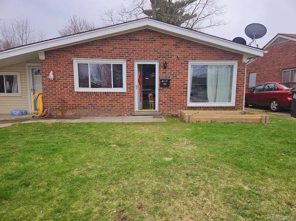 20709 Lockwood St, Taylor, MI 48180