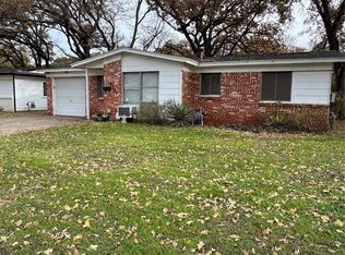 6525 Truman Dr, Fort Worth, TX 76112