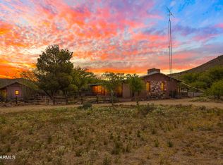 7101 E White Pacheco Street, Willcox, AZ 85643
