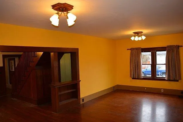 135 W Grant St — Photo 14