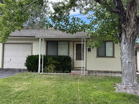 3rd image of 3679 Grant Dr APT A