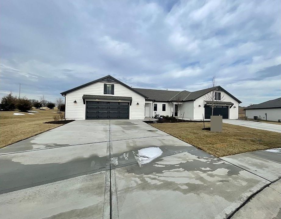 1st image of 1956 W Glen Ct #1B
