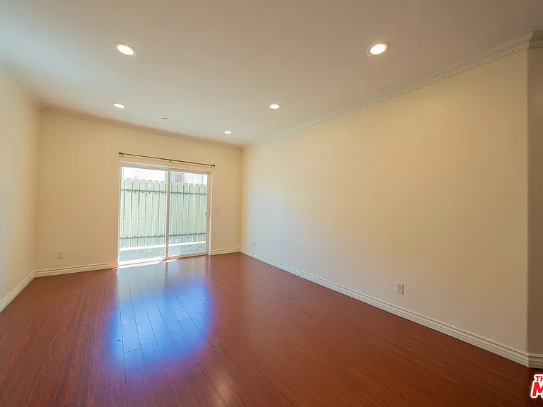 626 E Orange Grove Ave #105 — Photo 7