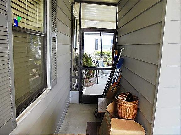2nd image of 2273 Primavera Ave