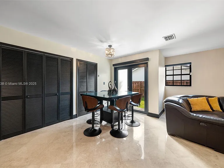 5424 SW 154th Pl — Photo 14