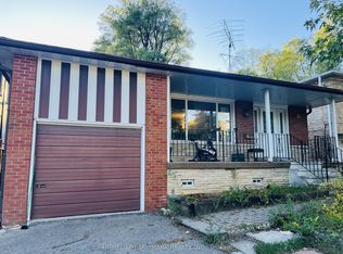 30 Bobmar Rd, Toronto, ON M1C1C9