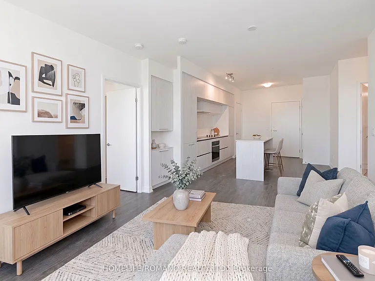 6 David Eyer Rd #806 — Photo 5