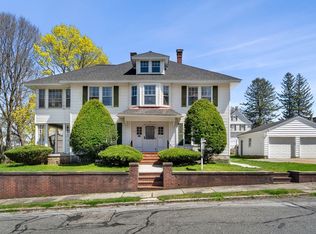 35 Barasford Ave, Lowell, MA 01852