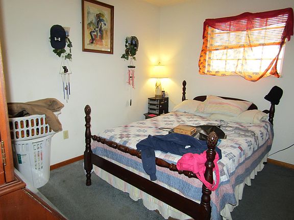 5th image of 162 Green Oaks Dr