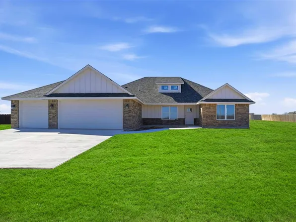 6095 SW 112th St, Lawton, OK 73505