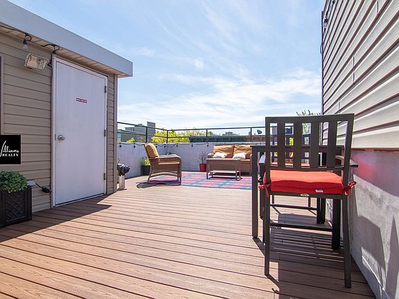 4th image of 301 Sumpter St #3
