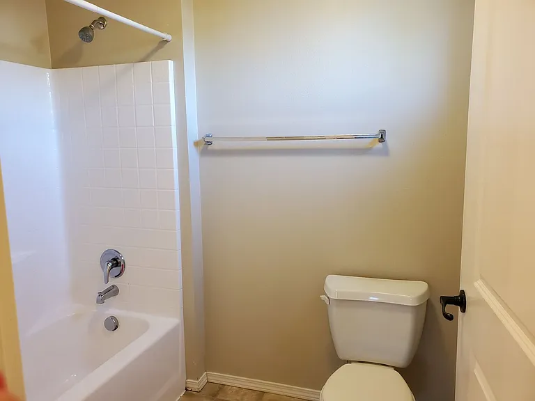 1535 W Alexandra Ln — Photo 16