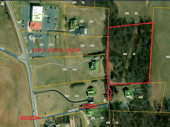 Tinkling Spring Rd, Stuarts Draft, VA 24477