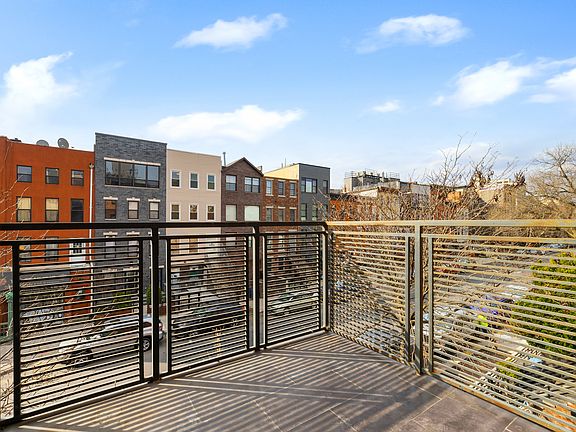 5th image of 571 Lafayette Ave APT 4